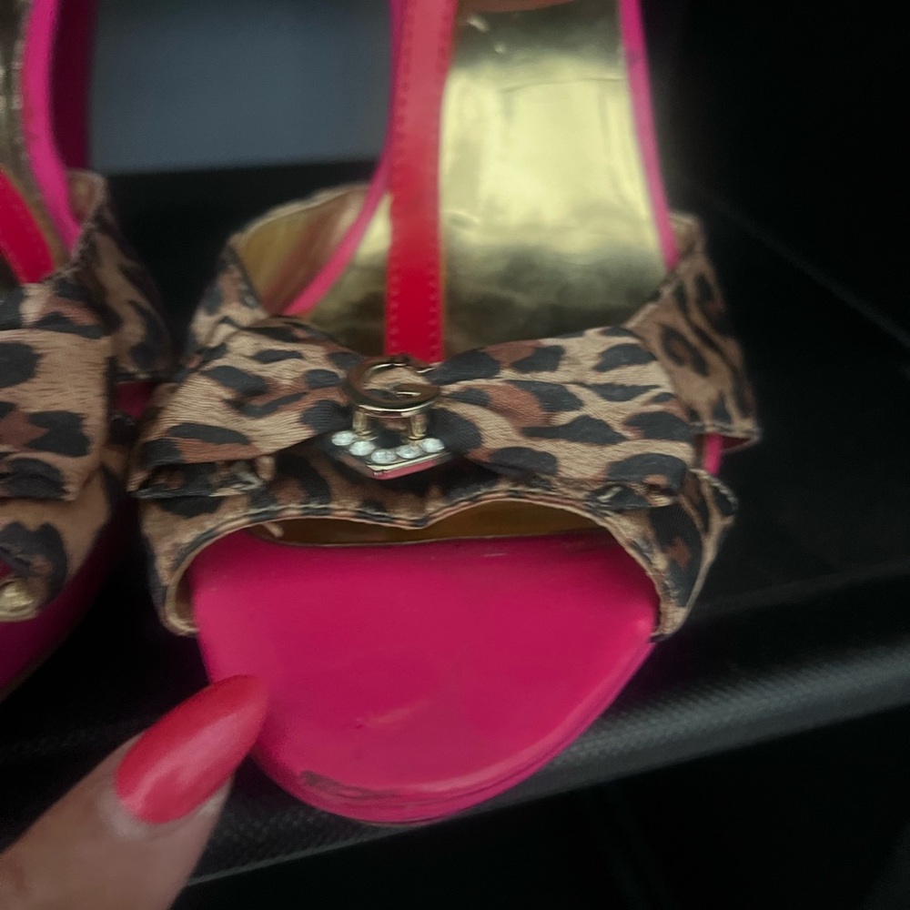 Guess Heels - Picture 13 of 15
